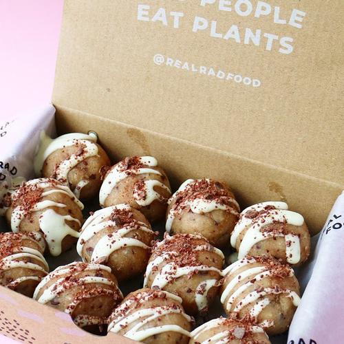 RECIPE: COOKIES & CREAM RAW BALL